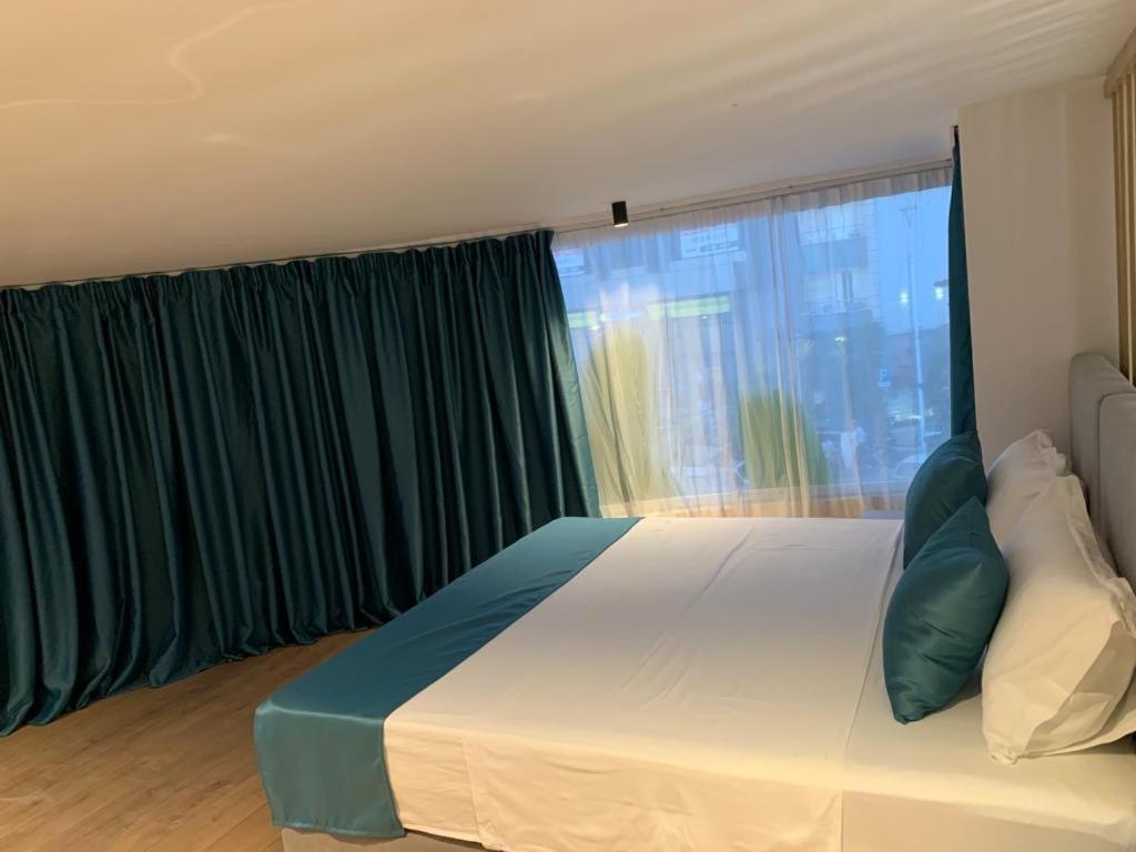 Illyrian Boutique Hotel Sarande Exterior photo