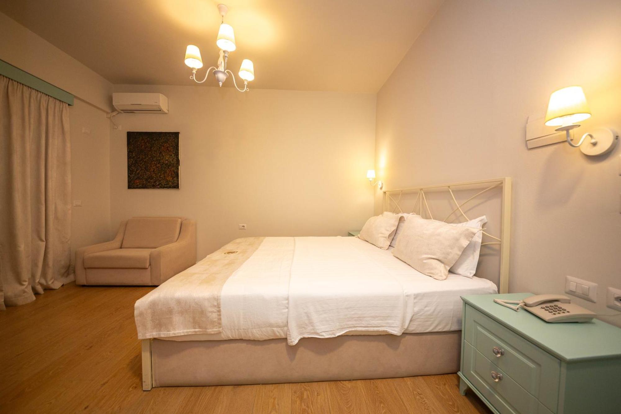 Illyrian Boutique Hotel Sarande Room photo