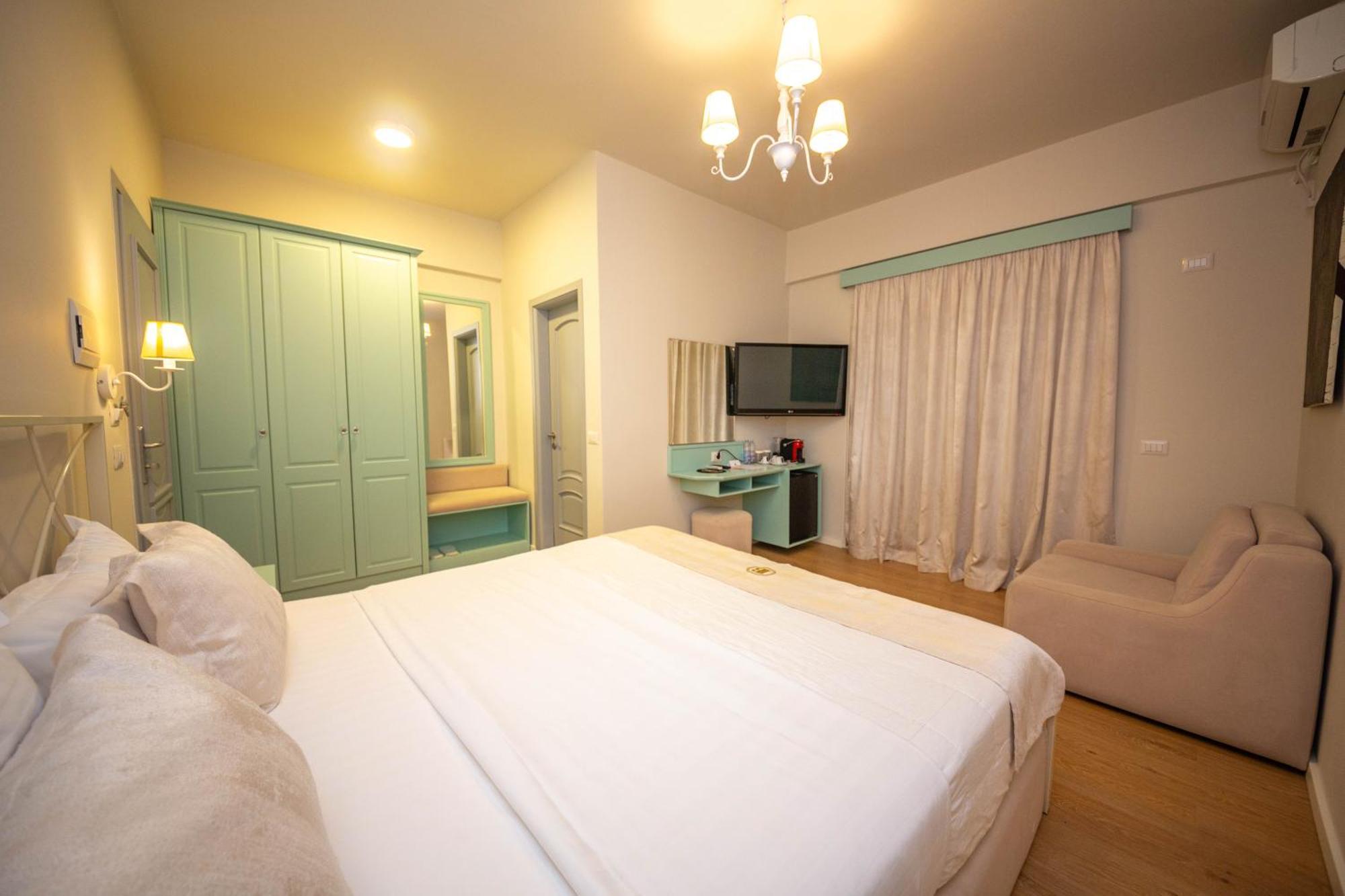 Illyrian Boutique Hotel Sarande Exterior photo