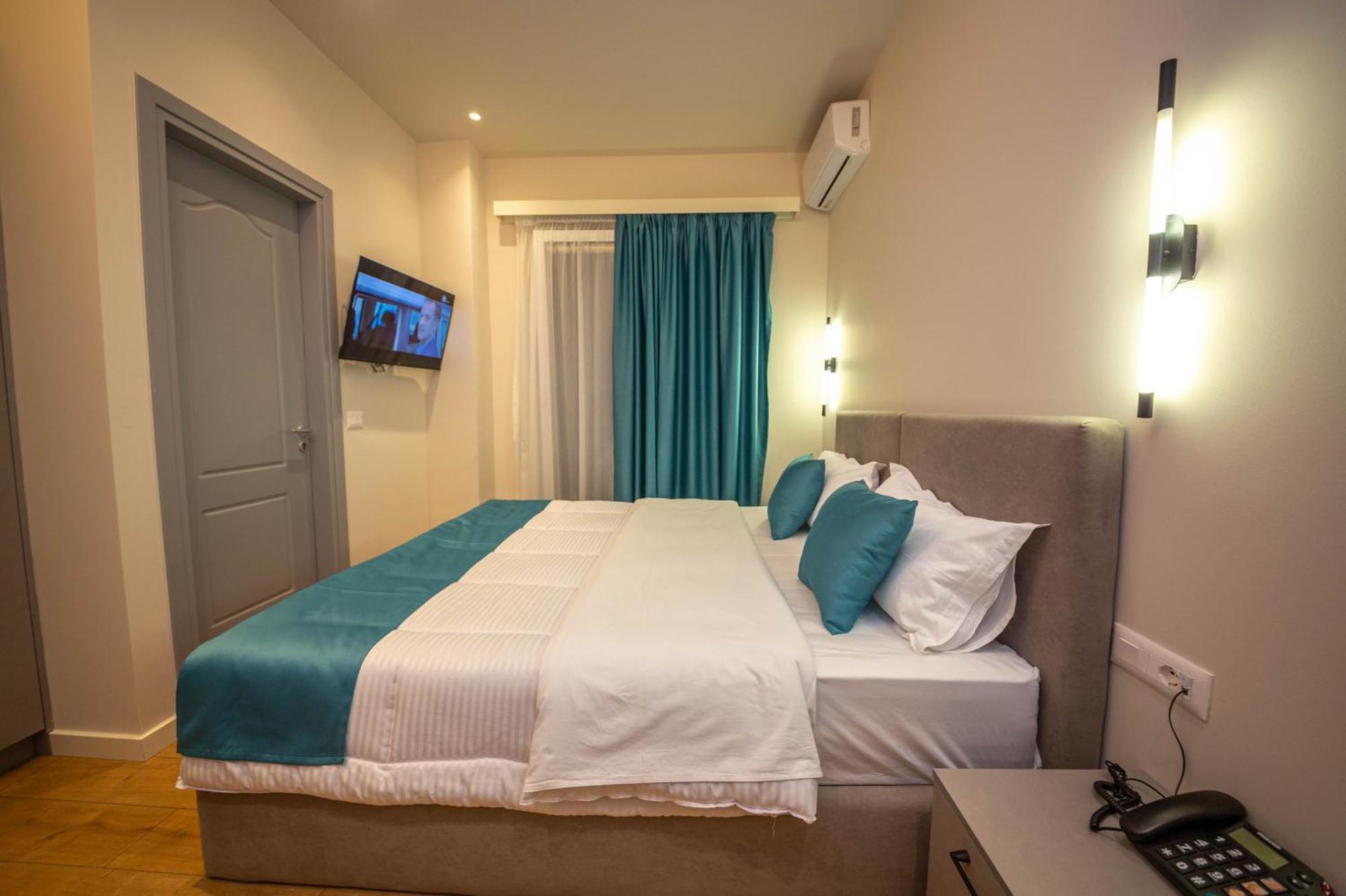 Illyrian Boutique Hotel Sarande Room photo