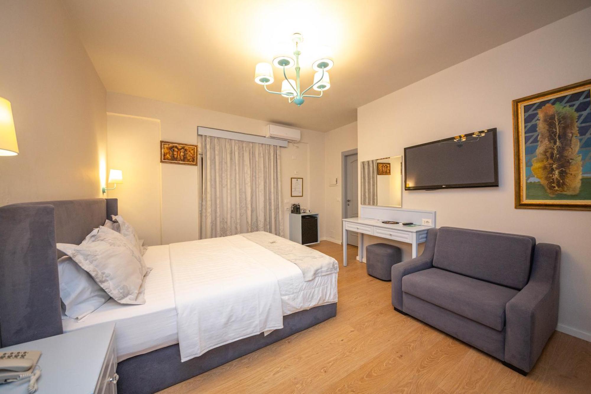Illyrian Boutique Hotel Sarande Exterior photo